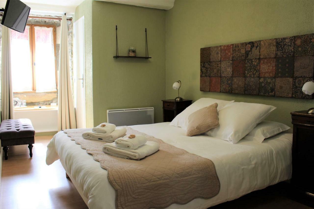 L'Auberge De Montpezat Quarto foto
